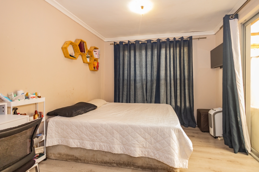 3 Bedroom Property for Sale in Glenwood Western Cape